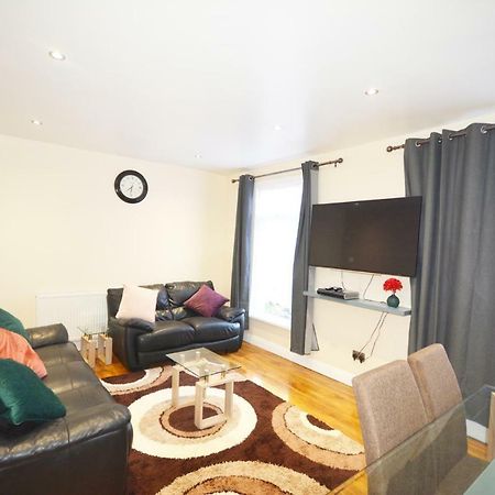 London Modern 4 Bedroom Apartment Zewnętrze zdjęcie