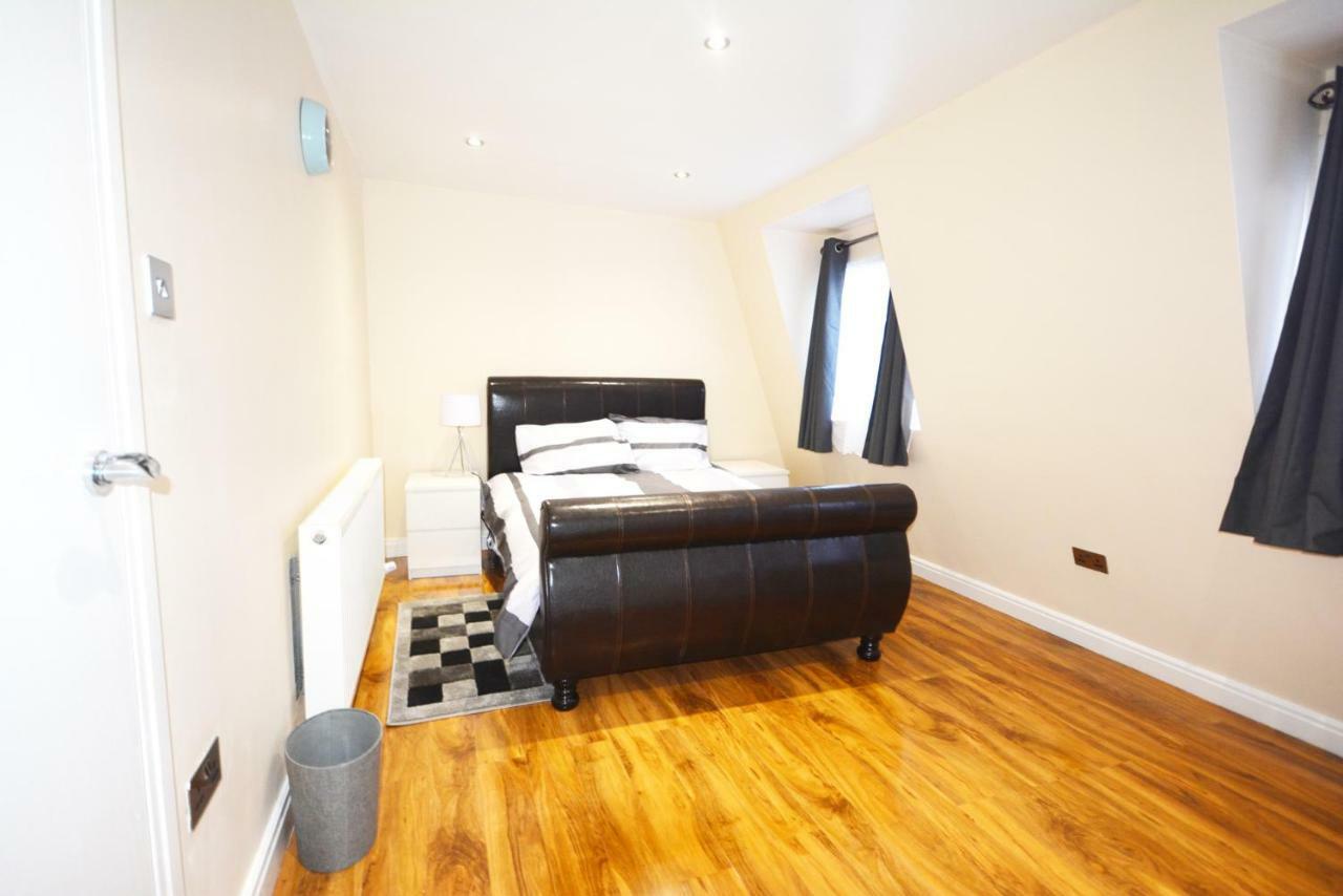 London Modern 4 Bedroom Apartment Zewnętrze zdjęcie